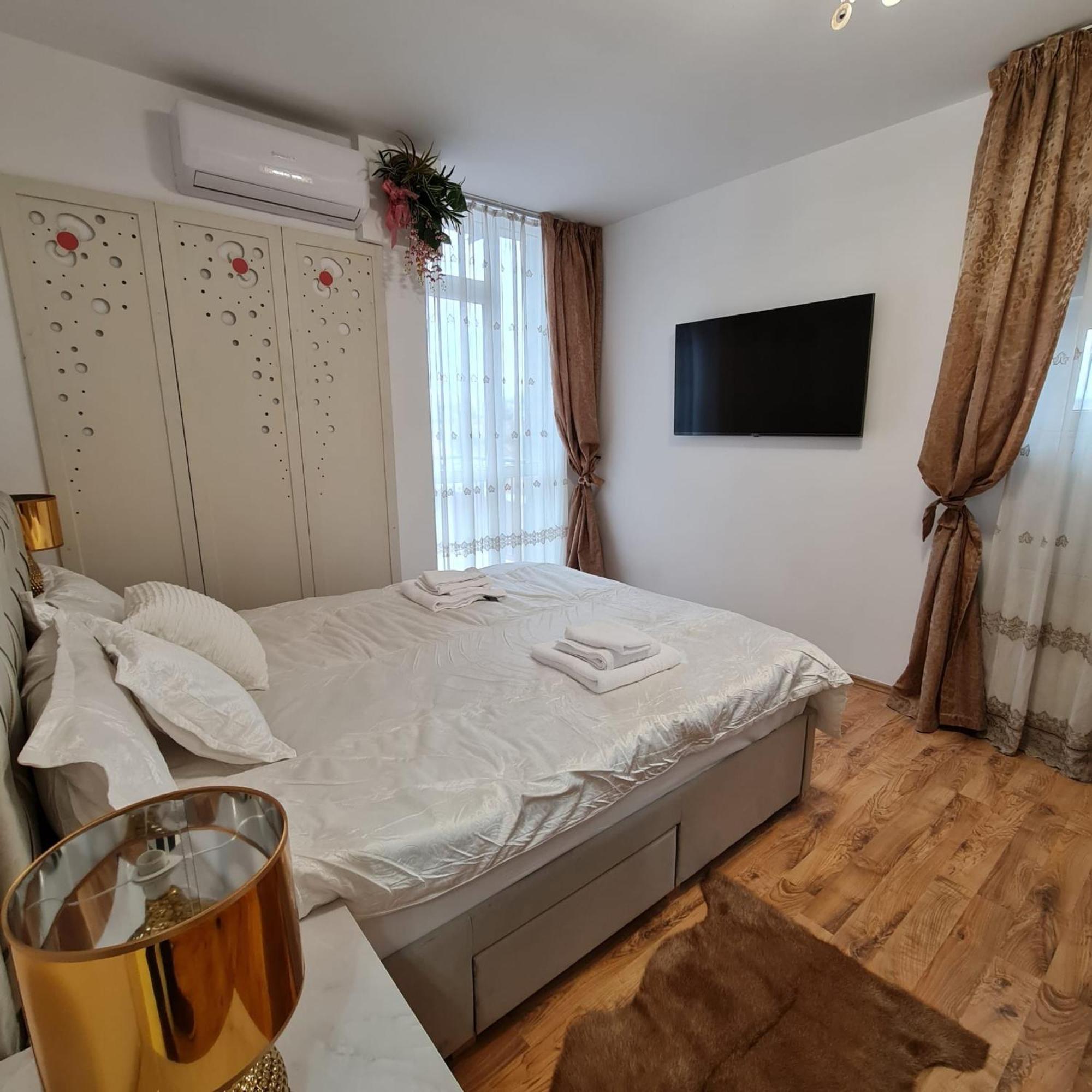Ferienwohnung Cristinco Panoramic Cluj-Napoca Exterior foto